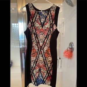 Black / colored sleeveless dress